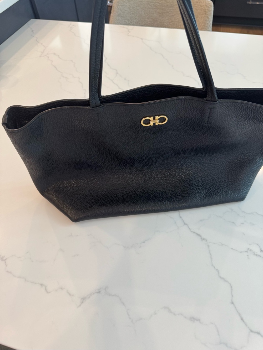 Salvatore Ferragamo Black Leather Tote with Gold Gancini - Picture 2 of 3